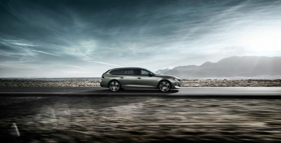  Peugeot 508 SW GT 2018 года  (WW) (фото 6 из 42)